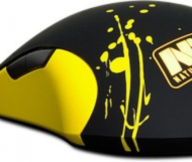 Steelseries Sensei ( Raw) Navi Edition Wired Mechanical Mouse Gaming Mouse