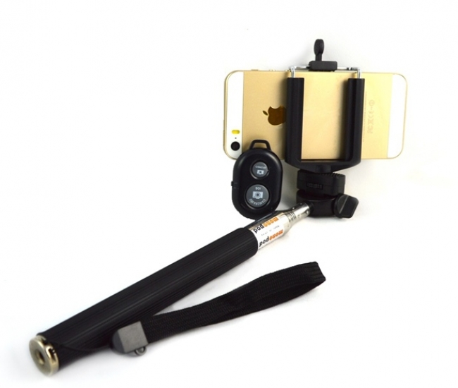 Mobilegear Selfie Stick With Bluetooth Shutter - Android and iOS Phones