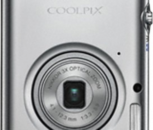 Nikon Coolpix S02 Point & Shoot Camera